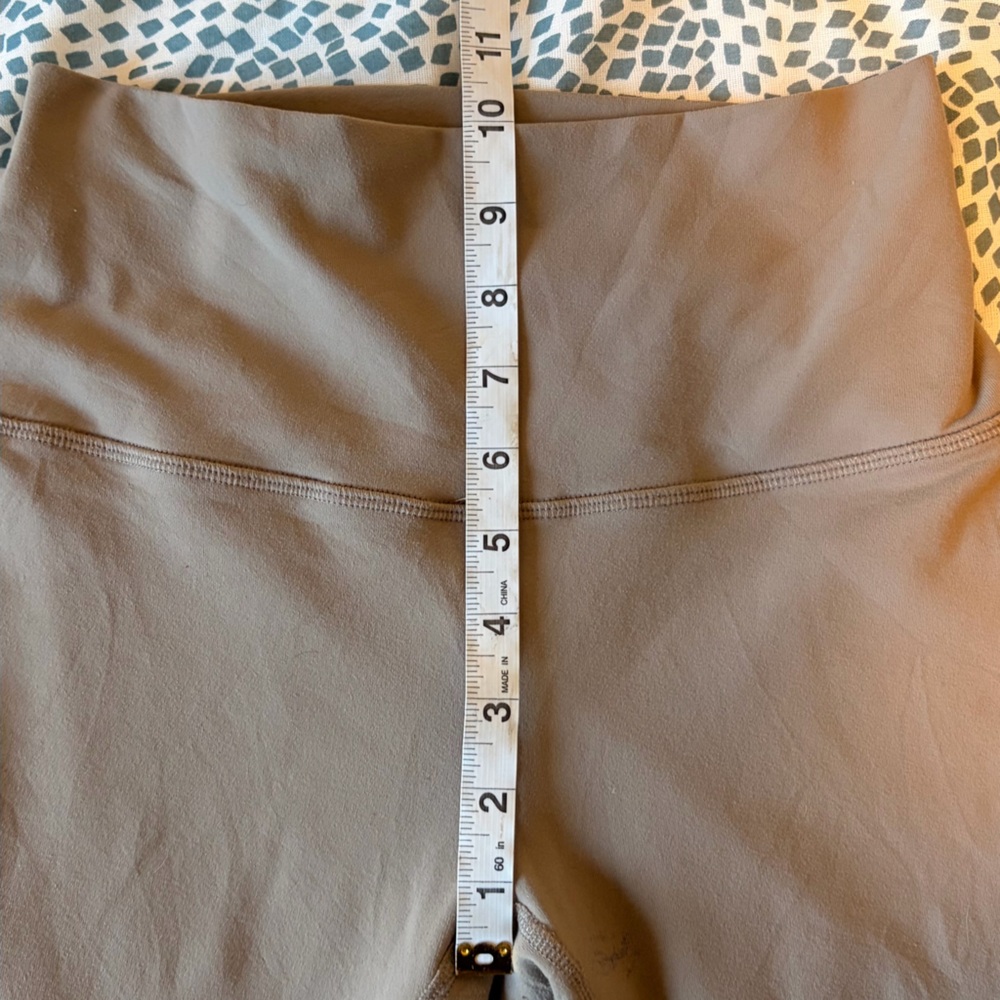 Alo Olive Green Leggings - Picture 11 of 14